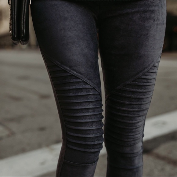 CLEARANCE-FIRM‼️Faux Suede Leggings - Picture 6 of 8